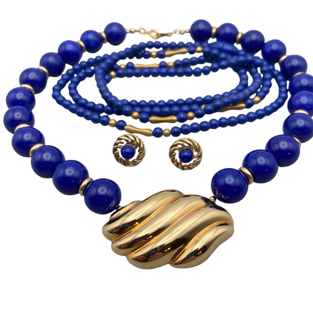 VTG Avon 1981 “Royal Azura” Beaded Choker Necklace, Long Necklace & Earrings Set